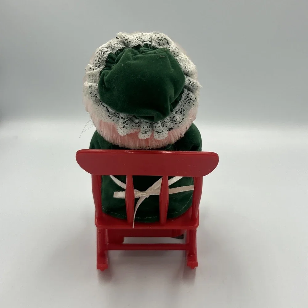 Vintage ROCKABABIES Christmas Mrs. Claus Rocking Music Box Made in Tawain Works
